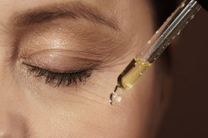 A Ritual of Renewal—Green Coffee Eye Elixir